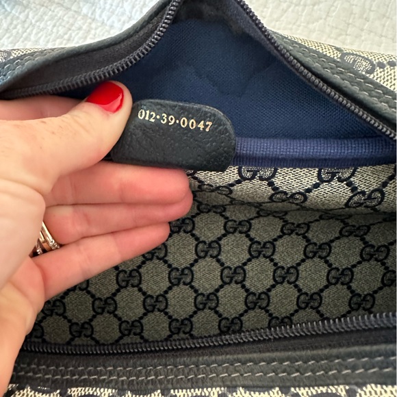 Authentic Vintage Gucci Ophidia crossbody - Picture 4 of 14